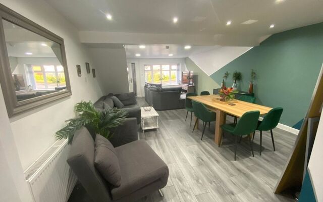 Ideal Lodgings in Baxenden