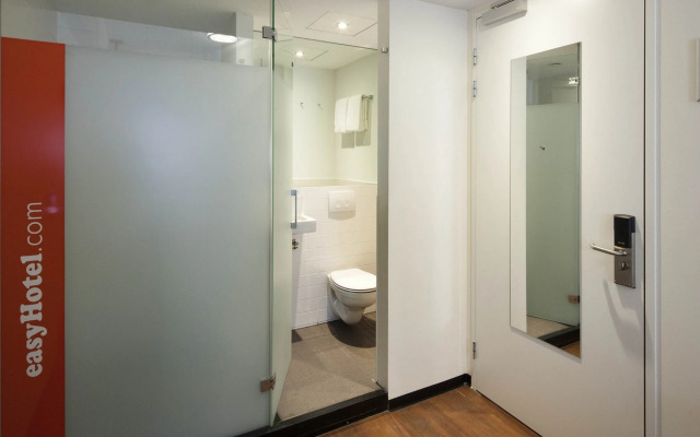 easyHotel Rotterdam City Centre