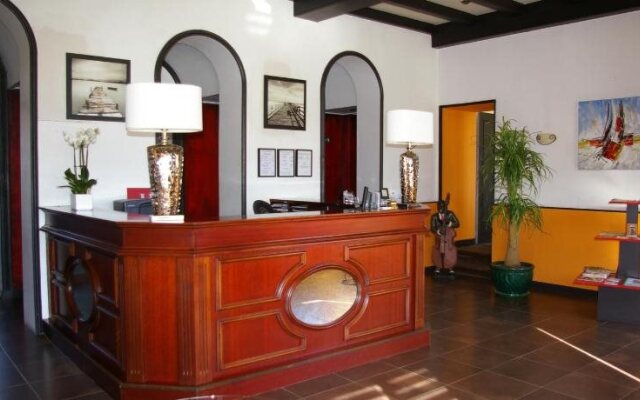 Queen Serenity Hotel