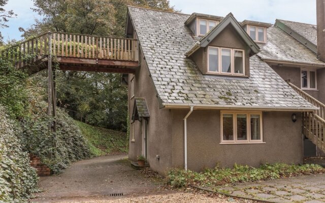 Hunters Lodge