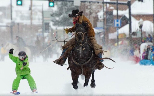 Storm Meadows Club B Condominiums