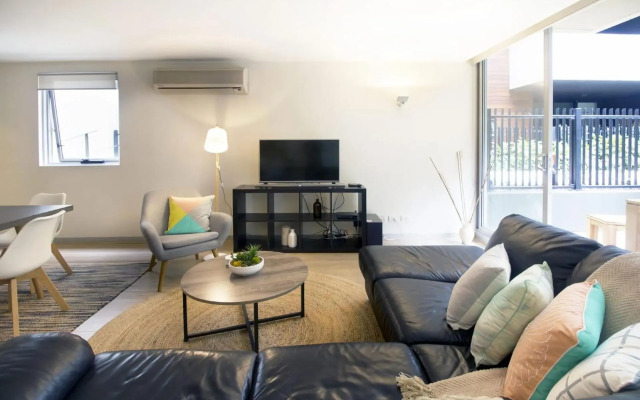 Urban Sea Drift - Pets, Pool, Gym, Parking, Beach 250m