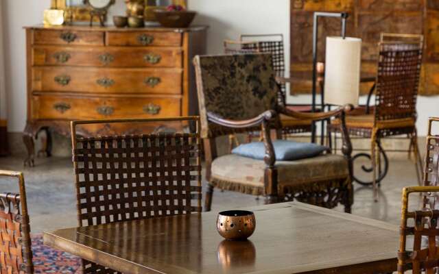 Solar Do Castelo, a Lisbon Heritage Collection