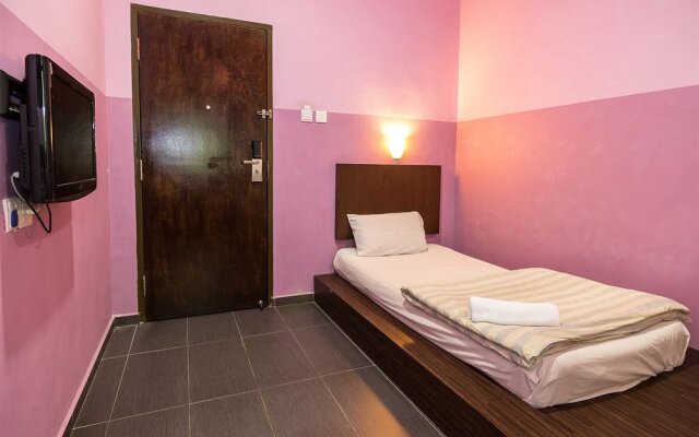 Kingston Hotel