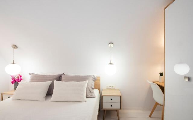 White Orchid Luxury Suites