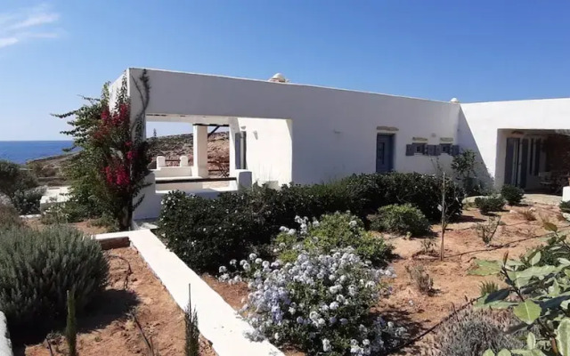 Seaside Villa Costal Vibes Walk to Beach