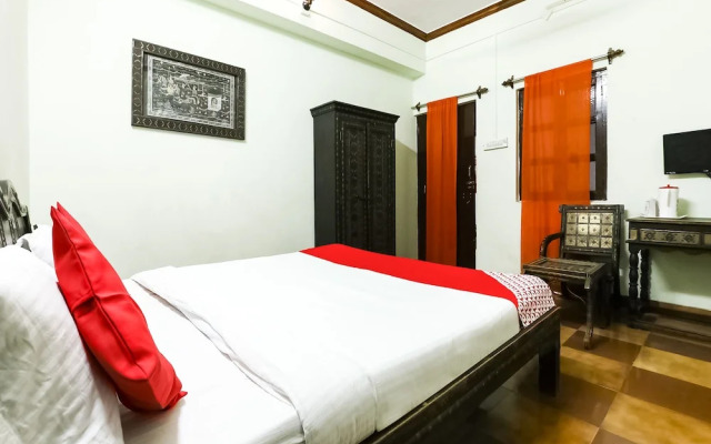OYO 10132 Hotel Regal Inn