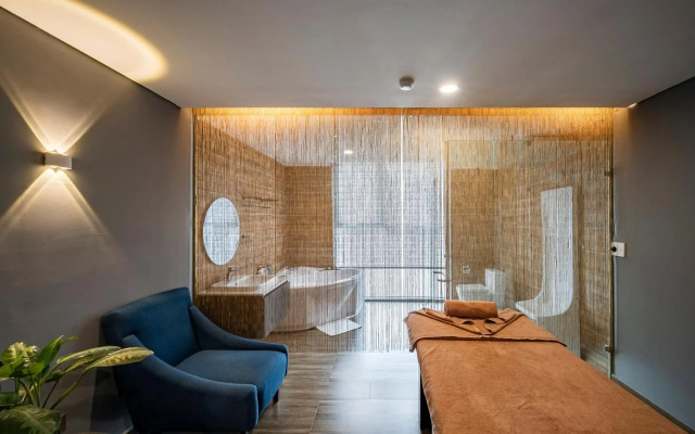 Muong Thanh Luxury Saigon Hotel