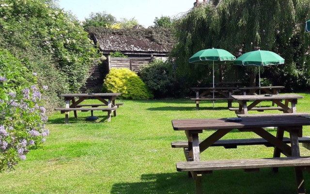 The Four Horseshoes