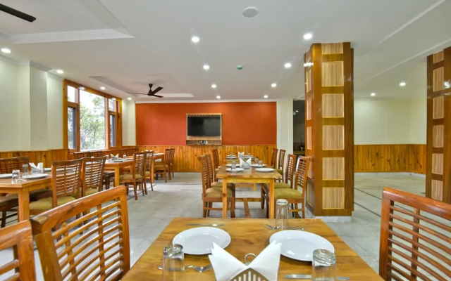 Hotel Pine View - Hotel In Dharamshala