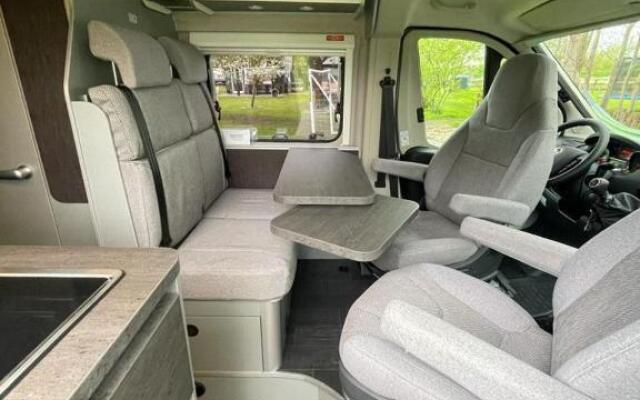 Camper Van Koje 31