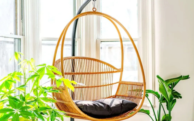 Prime Location Clean Top Rated Free Parking