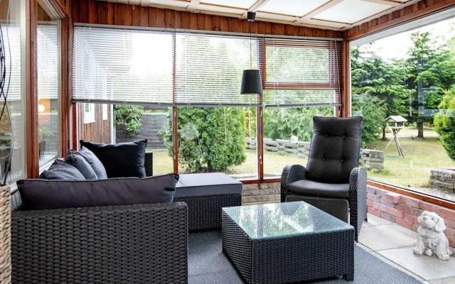 6 Person Holiday Home in Vaeggerlose