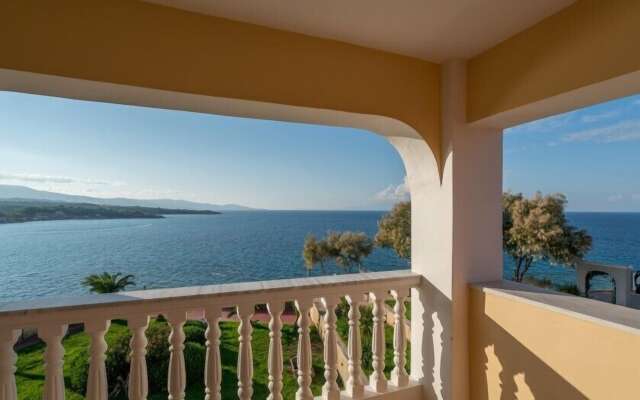 Balcony Hotel - Adults Only