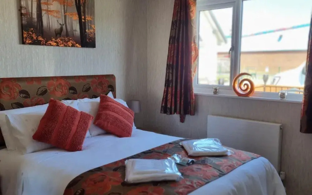 Captivatingly Stunning 2-bed Chalet in Bridlington
