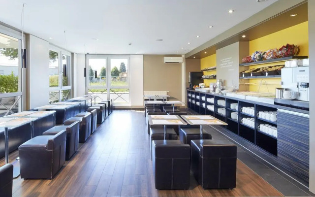 B&B Hotel Düsseldorf City-Süd