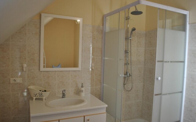 Property With 2 Bedrooms in Vou