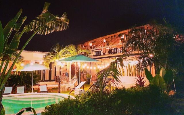 Clandestino - Hostel