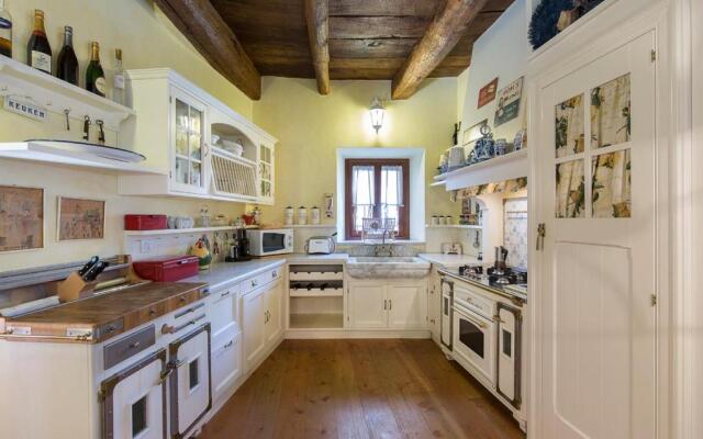 Villa Elisette by Impero House