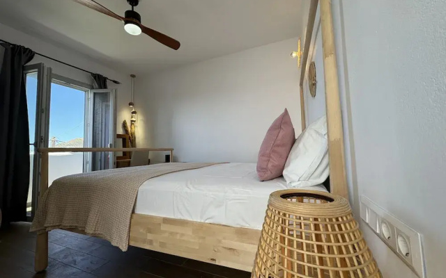 Sunshine Bay Suites