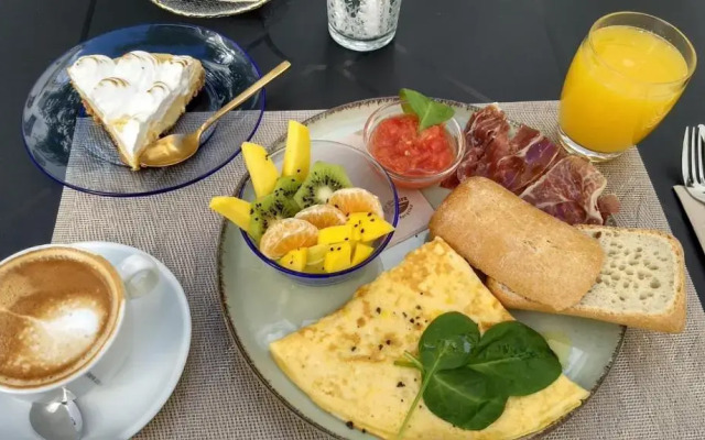 OPUNTIA Boutique hotel