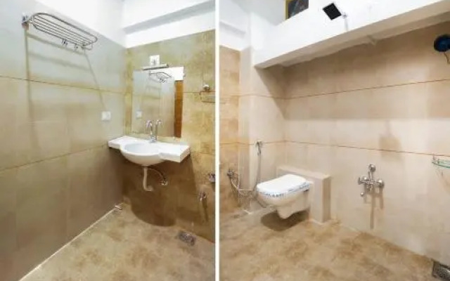 OYO 65166 Hotel Shivam