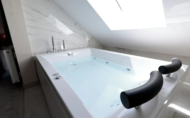 Livia Luxury Apart Hotel
