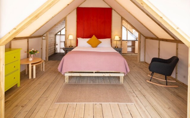 Killarney Glamping at the Grove