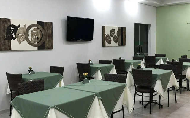 Larison Hotéis ECONOMY