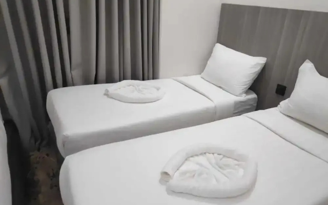 balwarat aldura Hotel