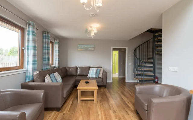 Lord Galloway 33, Newton Stewart