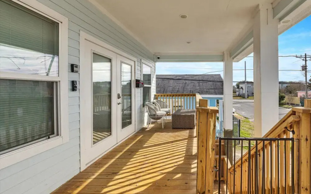 Newly Remodeled Home Minutes From Cruise Terminal