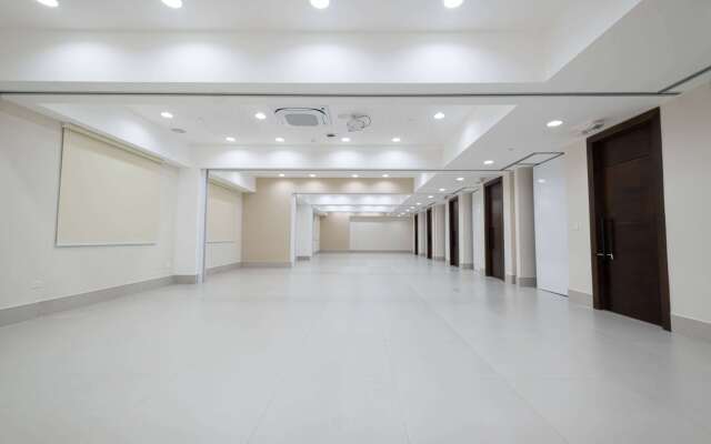 Super 8 By Wyndham Manzanillo