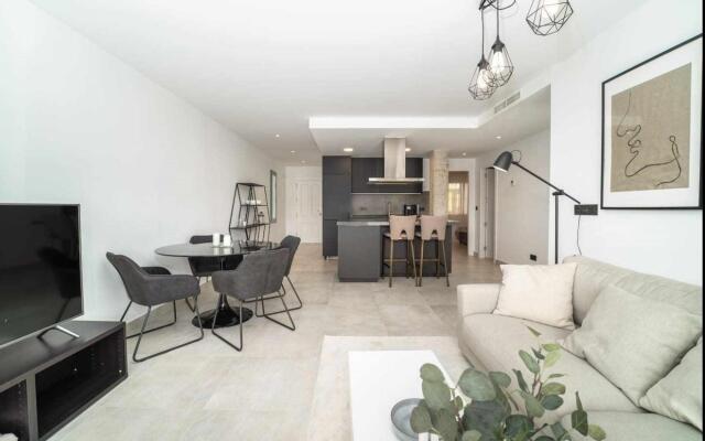 Mirador Bright, modern apt in La Quinta