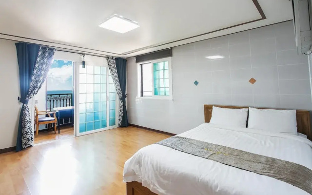 Jeju View Of Sea Pension