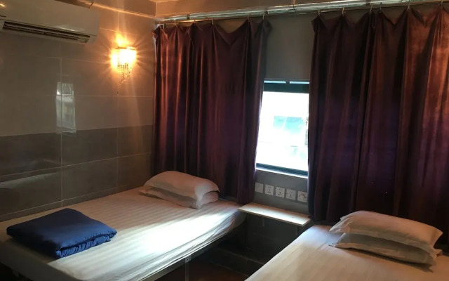 Oriental Pearl Hostel