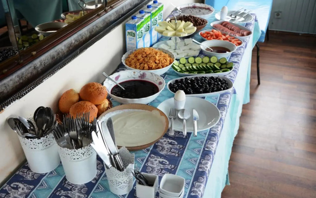 Esra Sultan Petrol Hotel