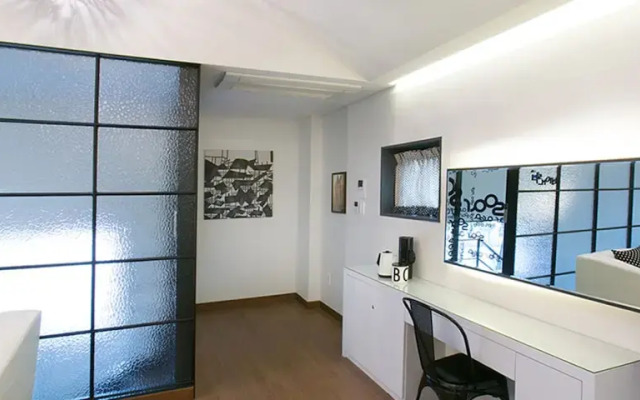 Soar Hotel