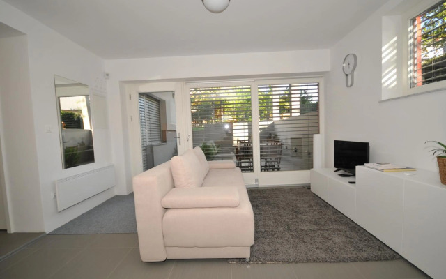 Atrium flat in the Villa