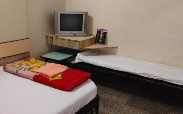 Sai Seva Hotel