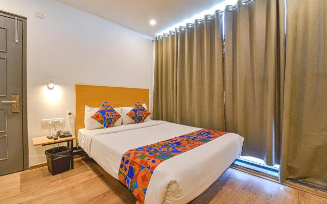 FabHotels Ny Townhouse