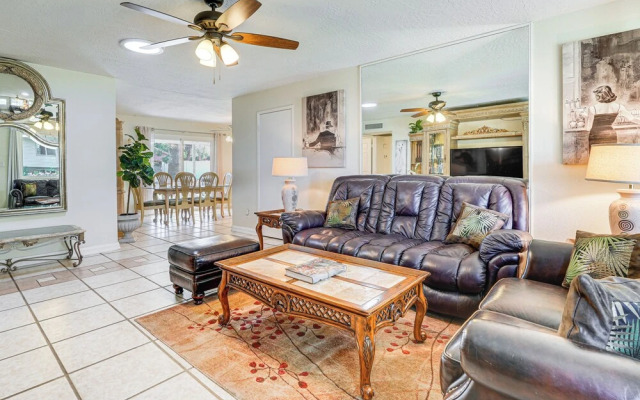 Mesa Home w/ Community Pools: Pets Welcome!