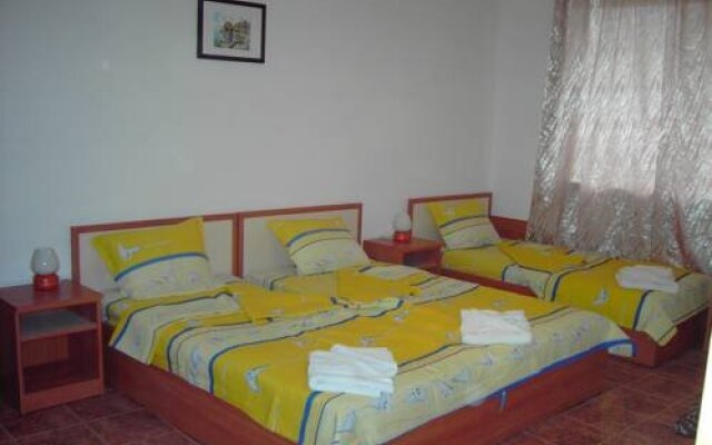 Nelly Guest House