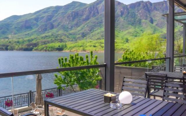 Beijing W Courtyard Homestay