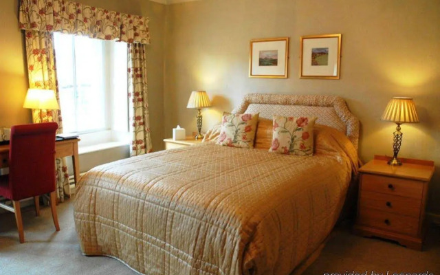 Marlborough Arms Hotel