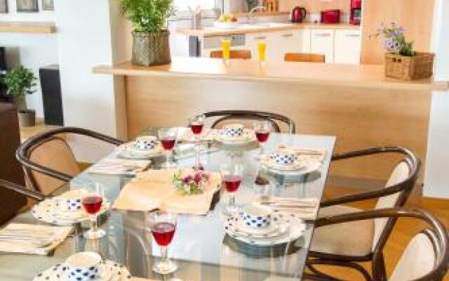 Athens Sea View Apartment