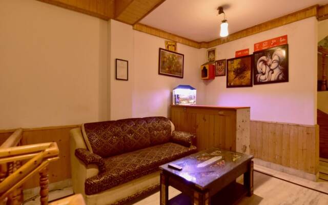 OYO 19872 Hotel Rock Villa