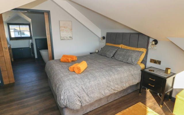 10 Brython Place