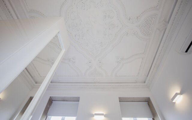 Liiiving - Miguel Bombarda Apartment