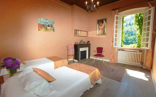 Villa Aimee Luxury Apartments With Heated Pool
